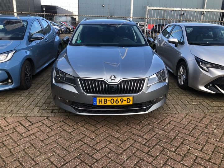 SKODA SUPERB 2015 tmbjg9np8g7018581