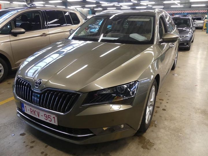 SKODA SUPERB 2017 tmbjg9np8h7045734