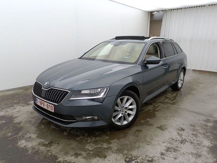 SKODA SUPERB 2019 tmbjg9np8j7608531