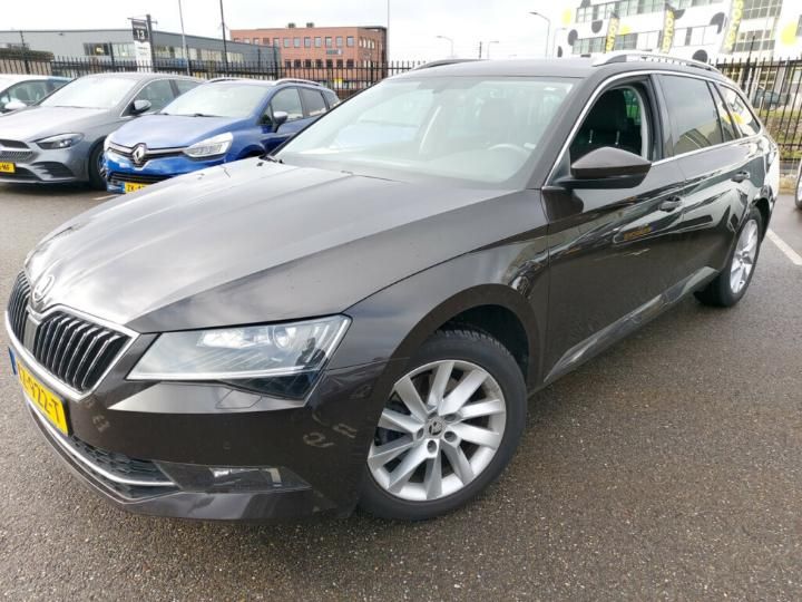 SKODA SUPERB 2017 tmbjg9np9h7513003