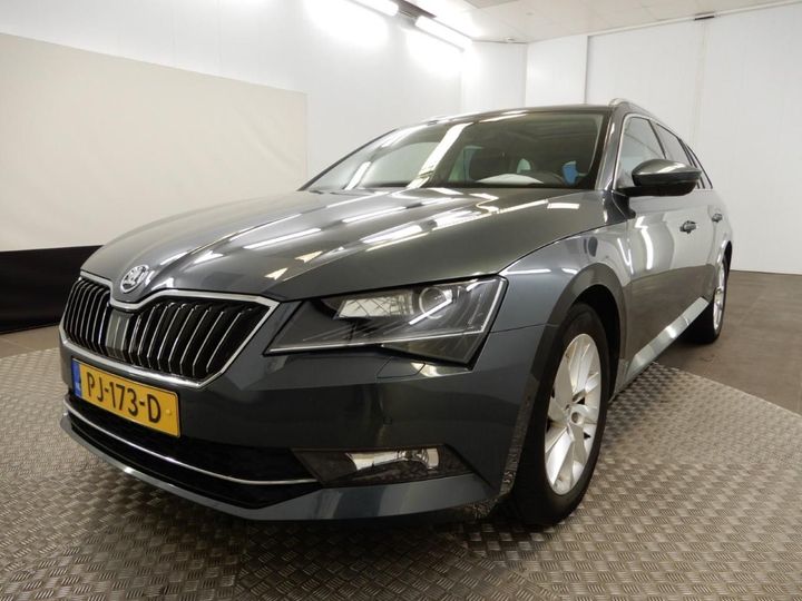 SKODA SUPERB 2017 tmbjg9npxh7541859