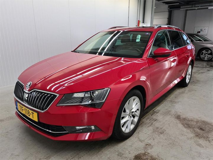 SKODA SUPERB 2018 tmbjg9npxj7605744