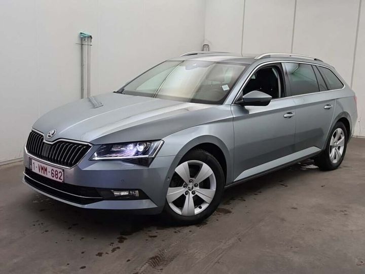 SKODA SUPERB 2019 tmbjg9npxj7611446