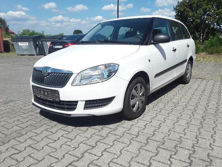 SKODA FABIA 2010 tmbjh25j6b3038618