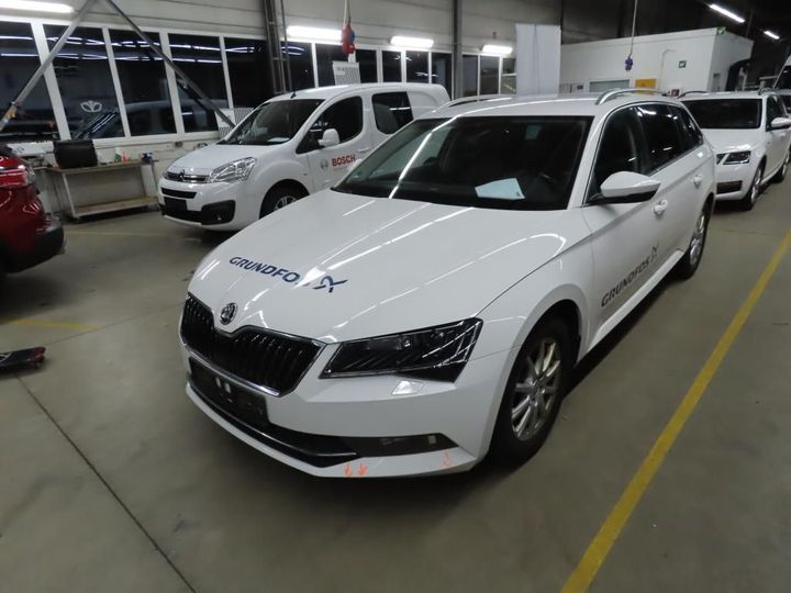 SKODA SUPERB 2018 tmbjh7np0k7021436