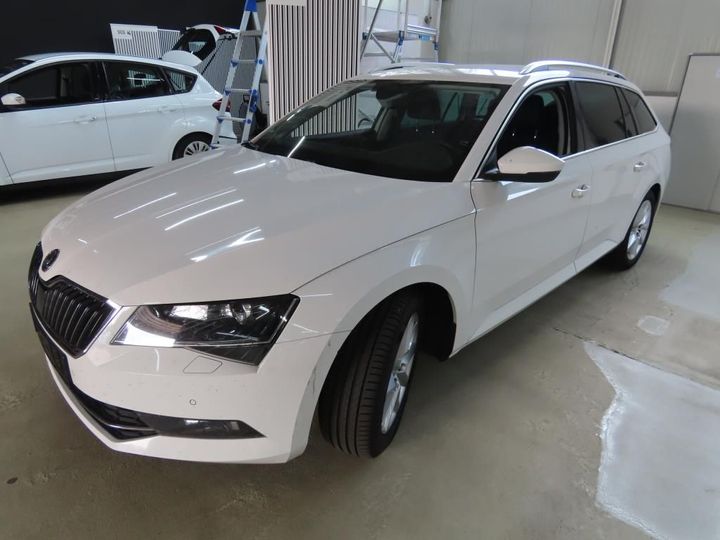 SKODA SUPERB 2018 tmbjh7np1k7010655