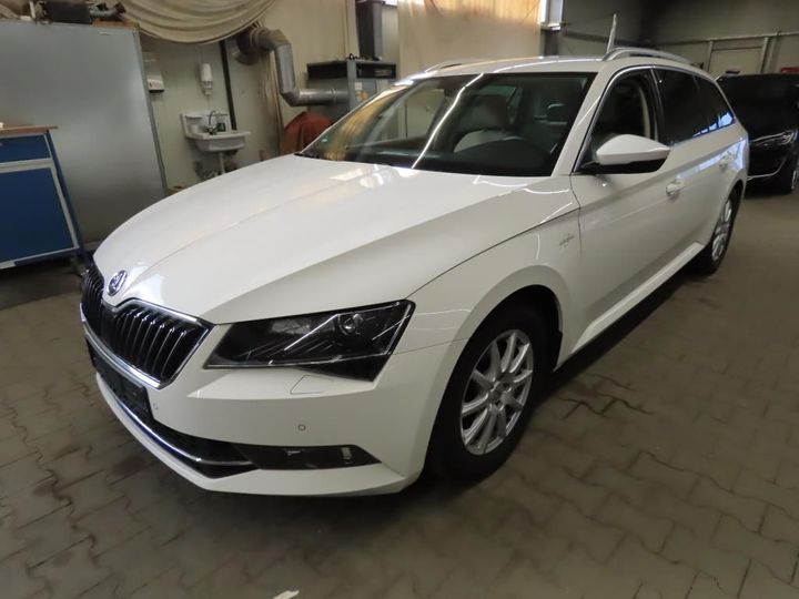 SKODA SUPERB 2018 tmbjh7np2j7603505