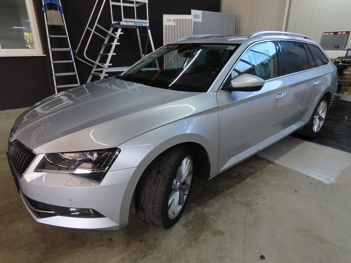 SKODA SUPERB 2018 tmbjh7np3k7016554