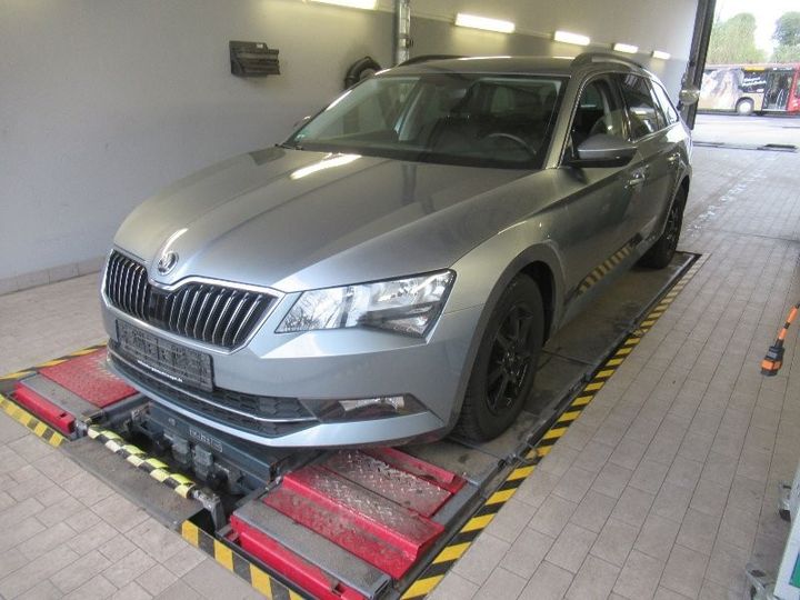 SKODA SUPERB 2019 tmbjh7np4k7061762