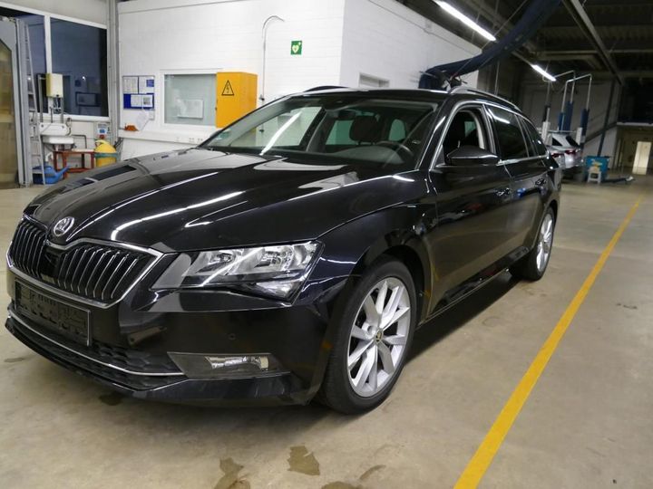 SKODA SUPERB 2018 tmbjh7np5k7014336