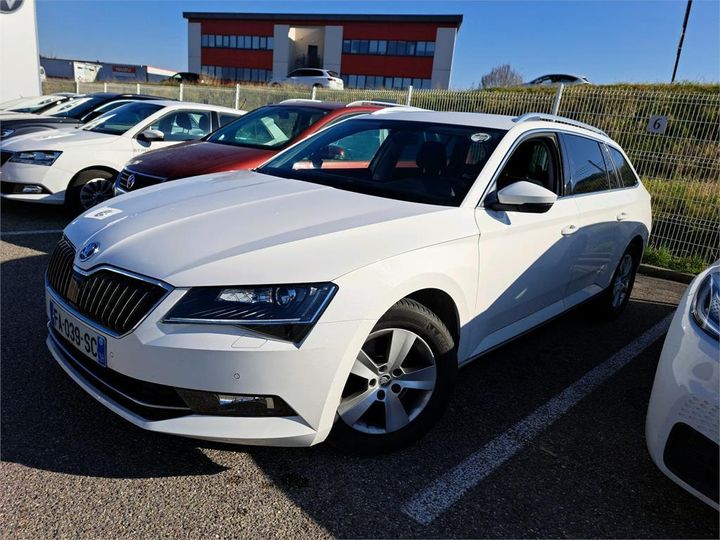 SKODA SUPERB 2018 tmbjh7np6k7011459