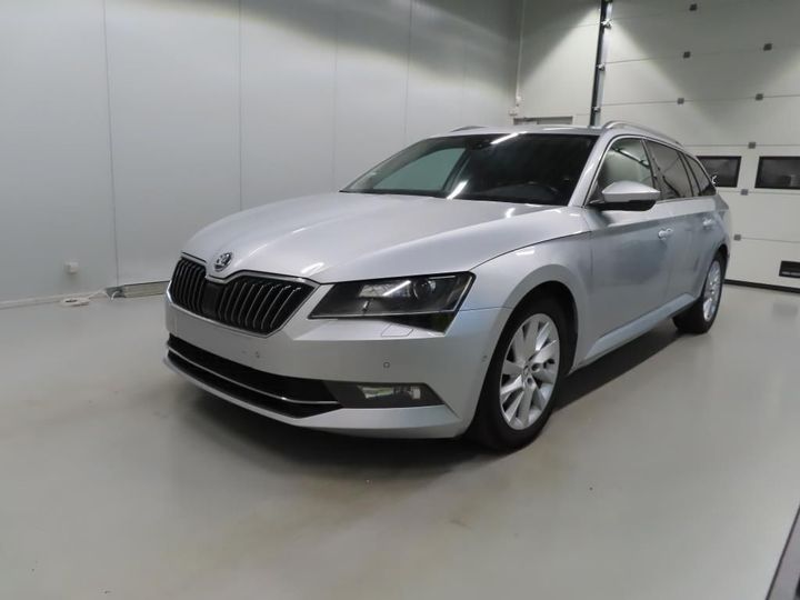 SKODA SUPERB 2019 tmbjh7np6k7022056