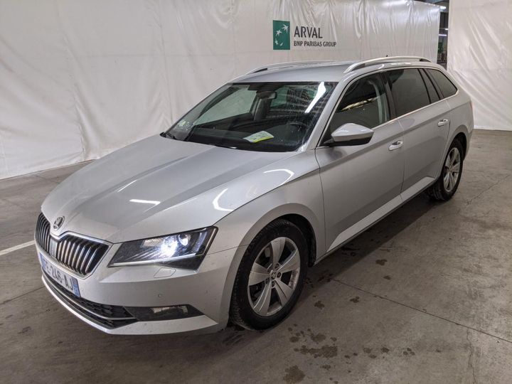 SKODA SUPERB 2019 tmbjh7np7k7051355