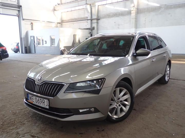 SKODA SUPERB 2017 tmbjh7np9j7520461