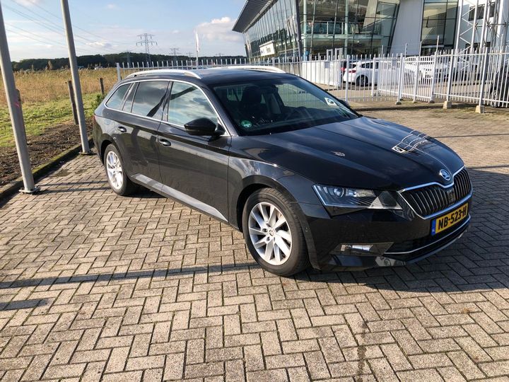 SKODA SUPERB 2017 tmbjh9np5h7042450