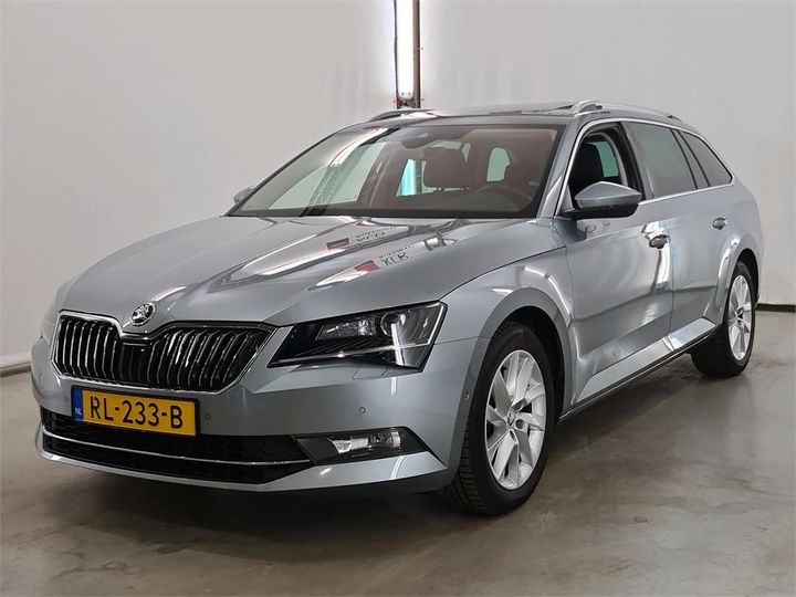 SKODA SUPERB 2018 tmbjh9np5j7551279