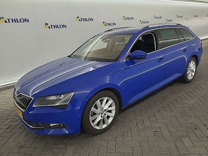 SKODA SUPERB 2018 tmbjh9np8k7023561