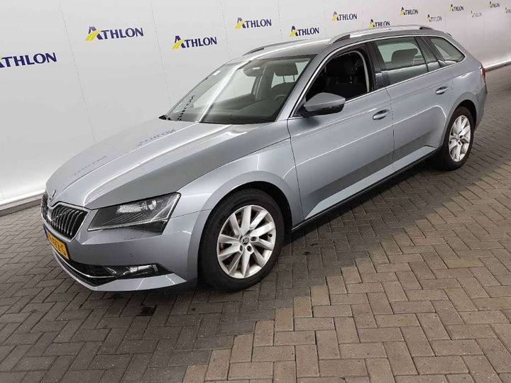 SKODA SUPERB 2018 tmbjh9np8k7027786