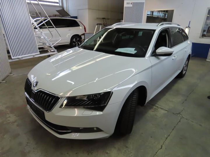 SKODA SUPERB 2019 tmbjh9np8k7081797