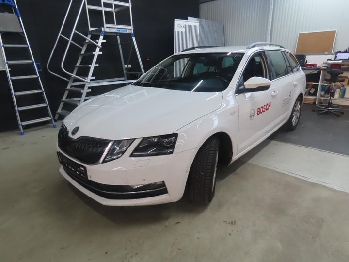 SKODA OCTAVIA 2018 tmbjj7ne2k0014421