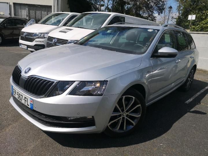 SKODA OCTAVIA 2017 tmbjj7ne3j0074741