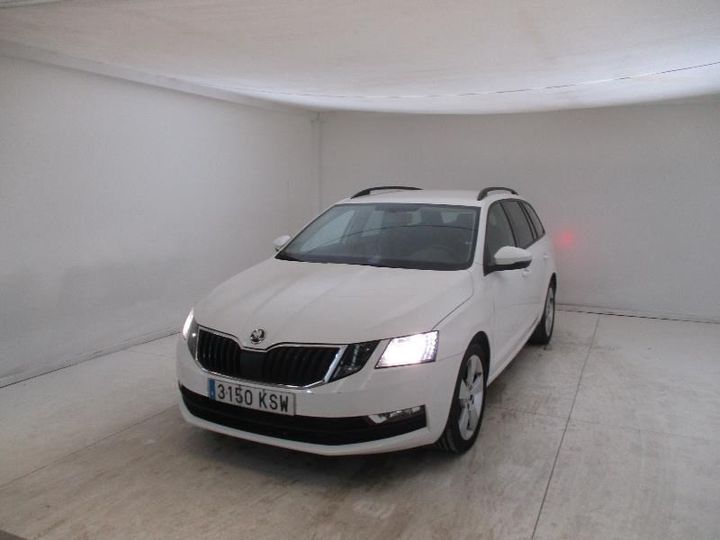 SKODA OCTAVIA 2019 tmbjj7ne3k0107769