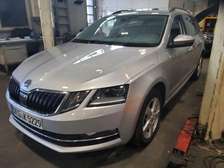 SKODA OCTAVIA 2018 tmbjj7ne9j0321034