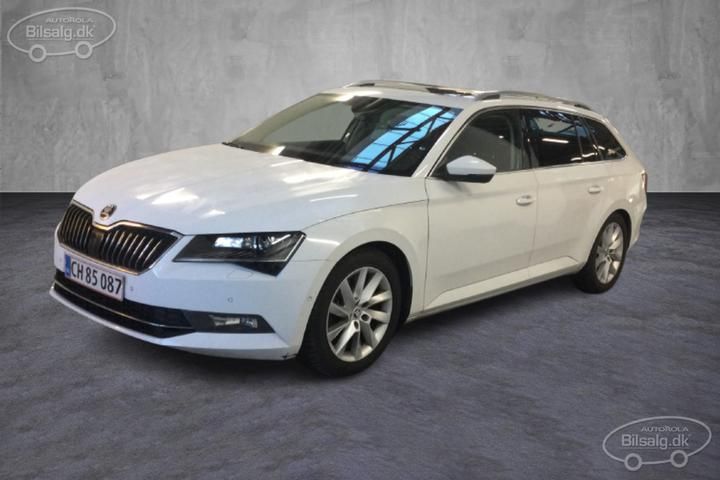 SKODA SUPERB 2019 tmbjj7np2k7054359