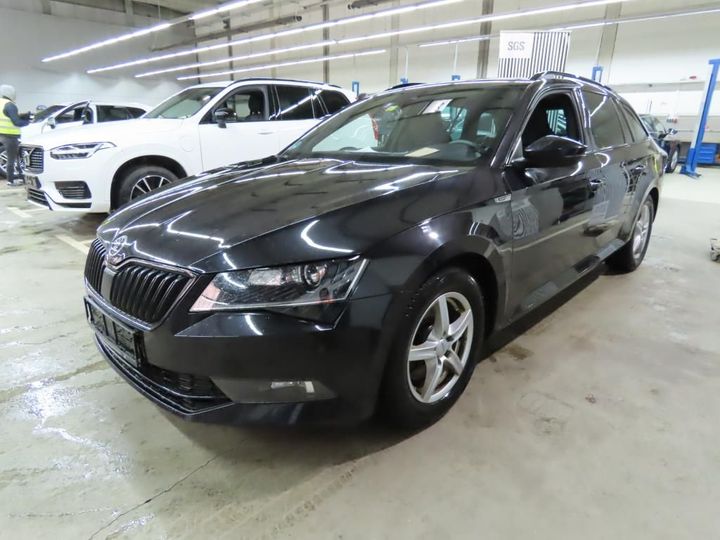 SKODA SUPERB 2019 tmbjj7npxk7074777