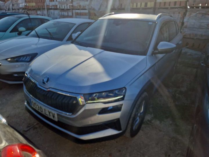 SKODA KAROQ 2022 tmbjj7nu3n5055400