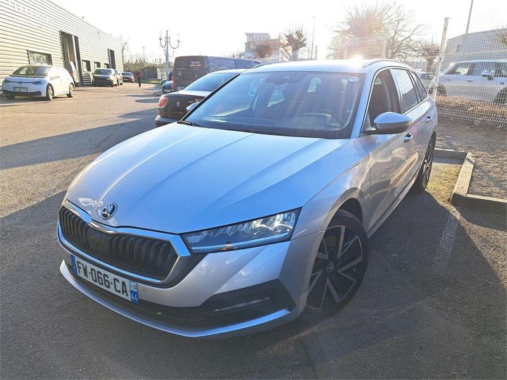 SKODA OCTAVIA 2020 tmbjj7nx3ly013217