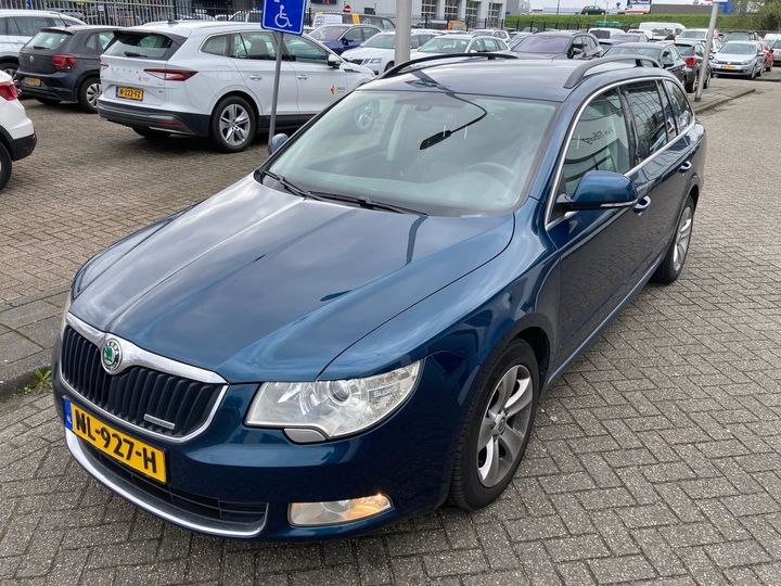 SKODA SUPERB 2012 tmbjj93t1d9023669