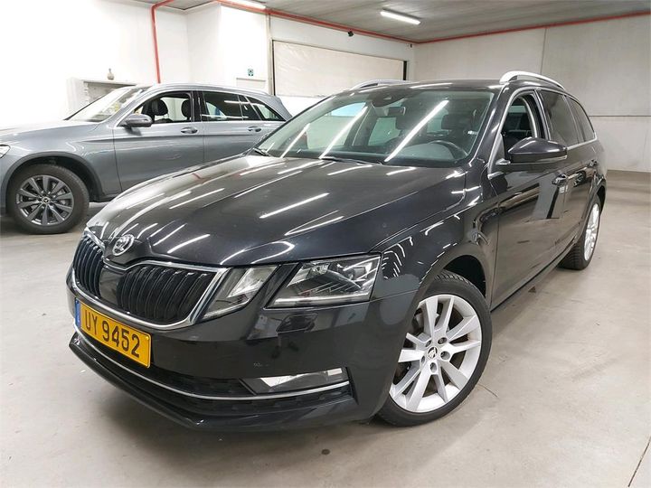 SKODA OCTAVIA 2017 tmbjj9ne2j0014266