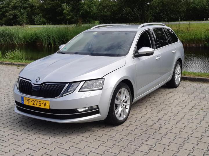 SKODA OCTAVIA 2017 tmbjj9ne2j0065721