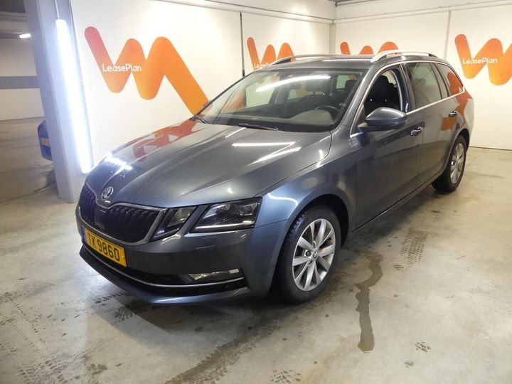 SKODA OCTAVIA 2017 tmbjj9ne2j0184689