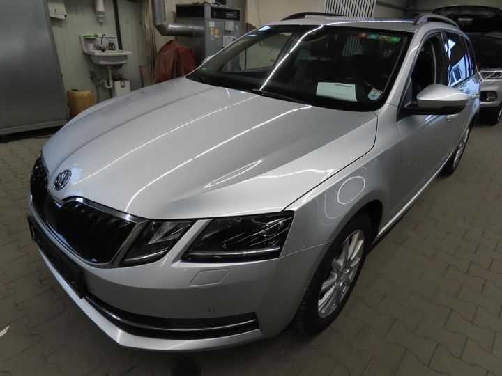 SKODA OCTAVIA 2017 tmbjj9ne4j0051867