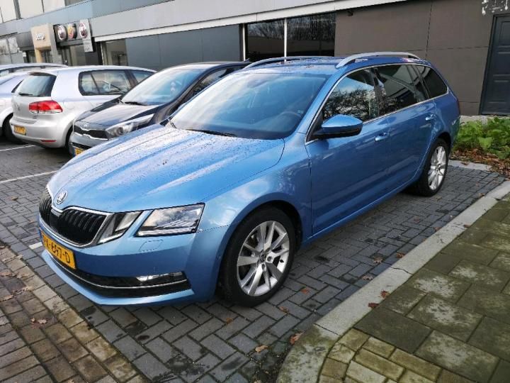 SKODA OCTAVIA 2017 tmbjj9ne4j0147868