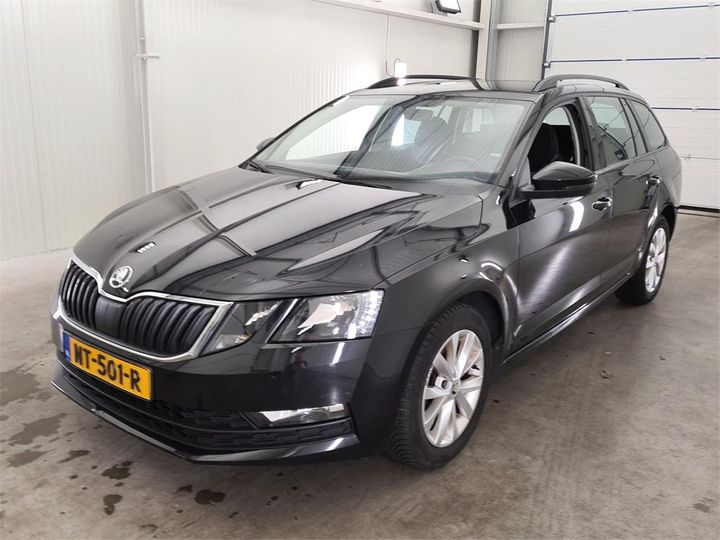 SKODA OCTAVIA 2017 tmbjj9ne5j0046824