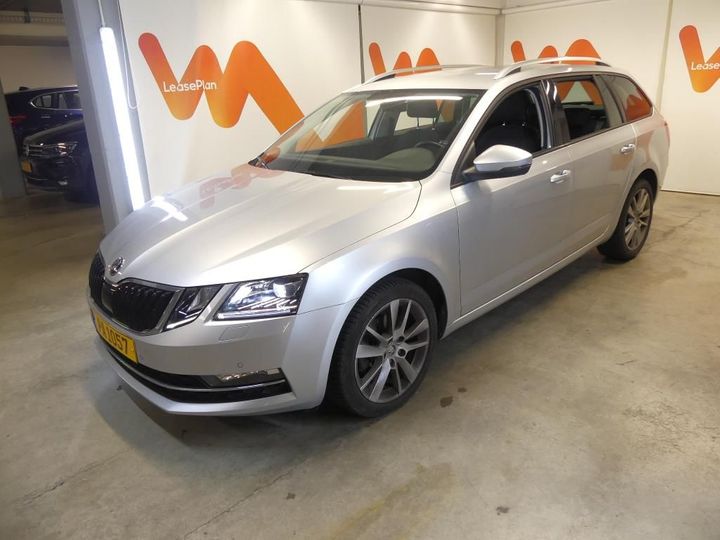 SKODA OCTAVIA 2017 tmbjj9ne6j0020300