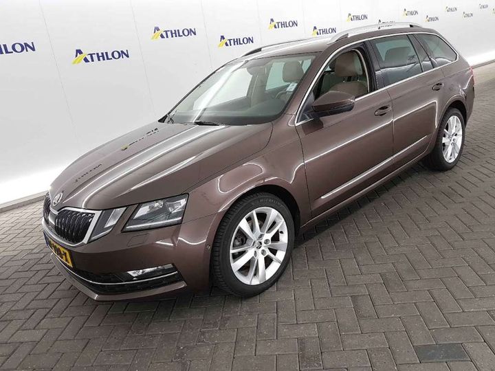 SKODA OCTAVIA 2017 tmbjj9ne7j0028826