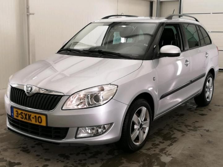 SKODA FABIA 2013 tmbjm25j3e3073150