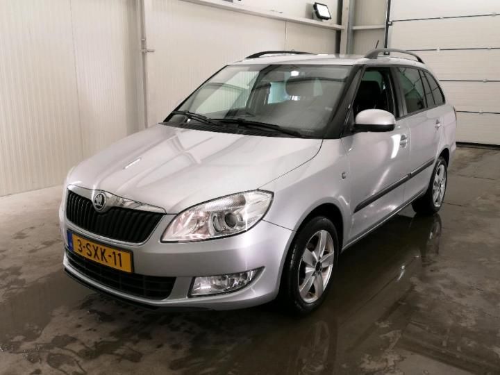 SKODA FABIA 2013 tmbjm25j4e3068488