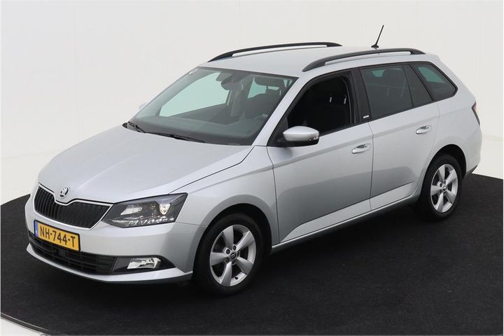 SKODA FABIA 2017 tmbjm6nj8hz073508