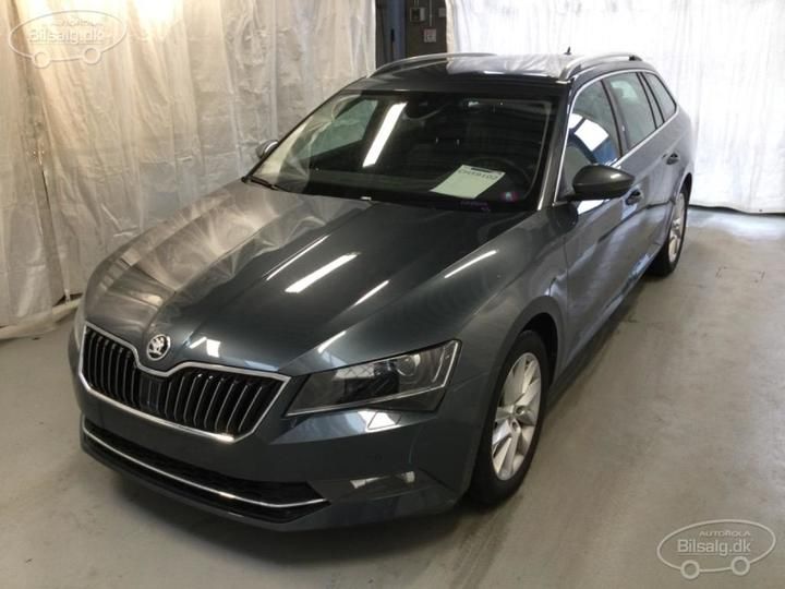 SKODA SUPERB 2019 tmbjn7np0k7049682