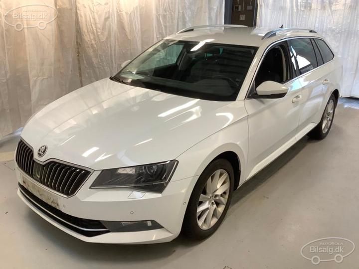 SKODA SUPERB 2019 tmbjn7np3k7041396