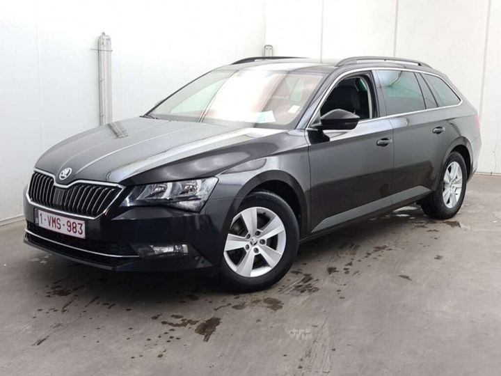 SKODA SUPERB 2019 tmbjn7np5k7035390