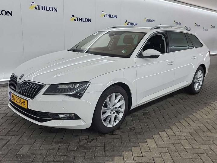 SKODA SUPERB 2019 tmbjn9np0k7067157