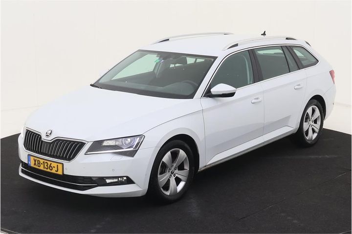 SKODA SUPERB 2018 tmbjn9np3k7026280