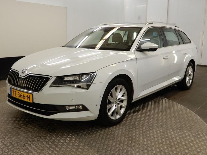 SKODA SUPERB 2018 tmbjn9np6k7021882