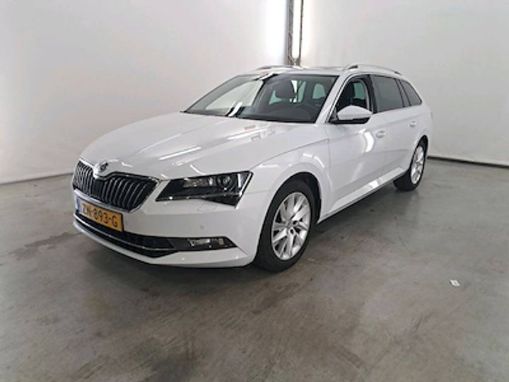 SKODA SUPERB 2019 tmbjn9np8k7039770